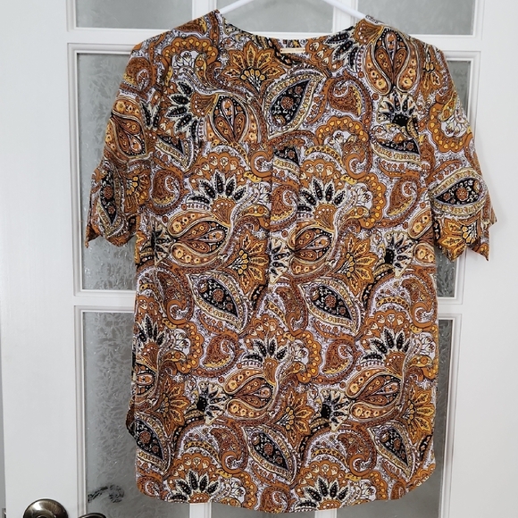 MICHAEL Michael Kors Paisley Short Sleeve Top - Gold and Black - Picture 6 of 11